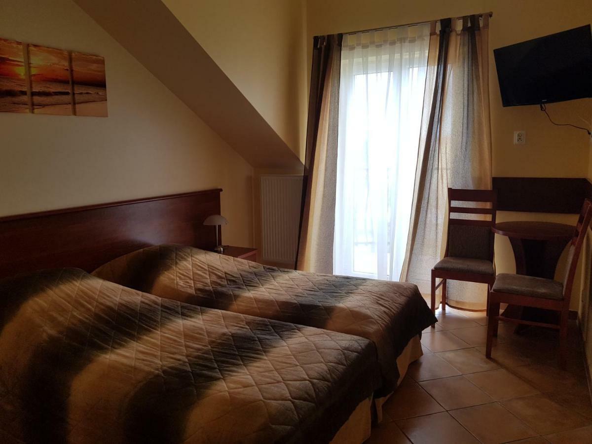 Bed and Breakfast Posejdon Ustronie Morskie Esterno foto